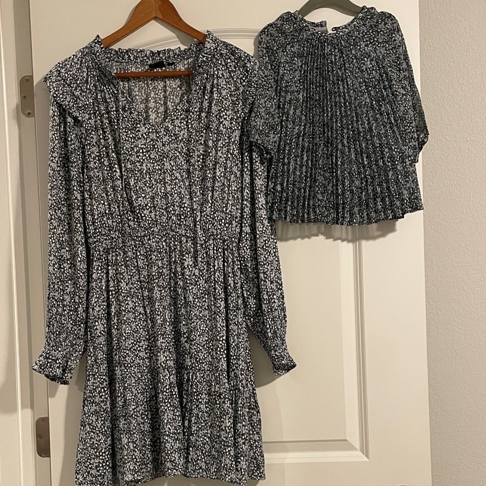 GAP Black & White Floral Long-Sleeve Dress